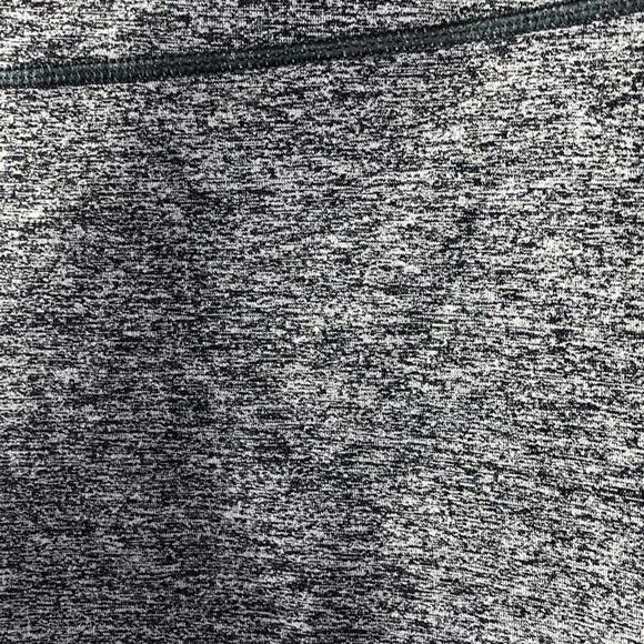 Victoria’s Secret Sport Knockout Capri Leggings VSX SPORT Marbled Grey Medium - Picture 3 of 13